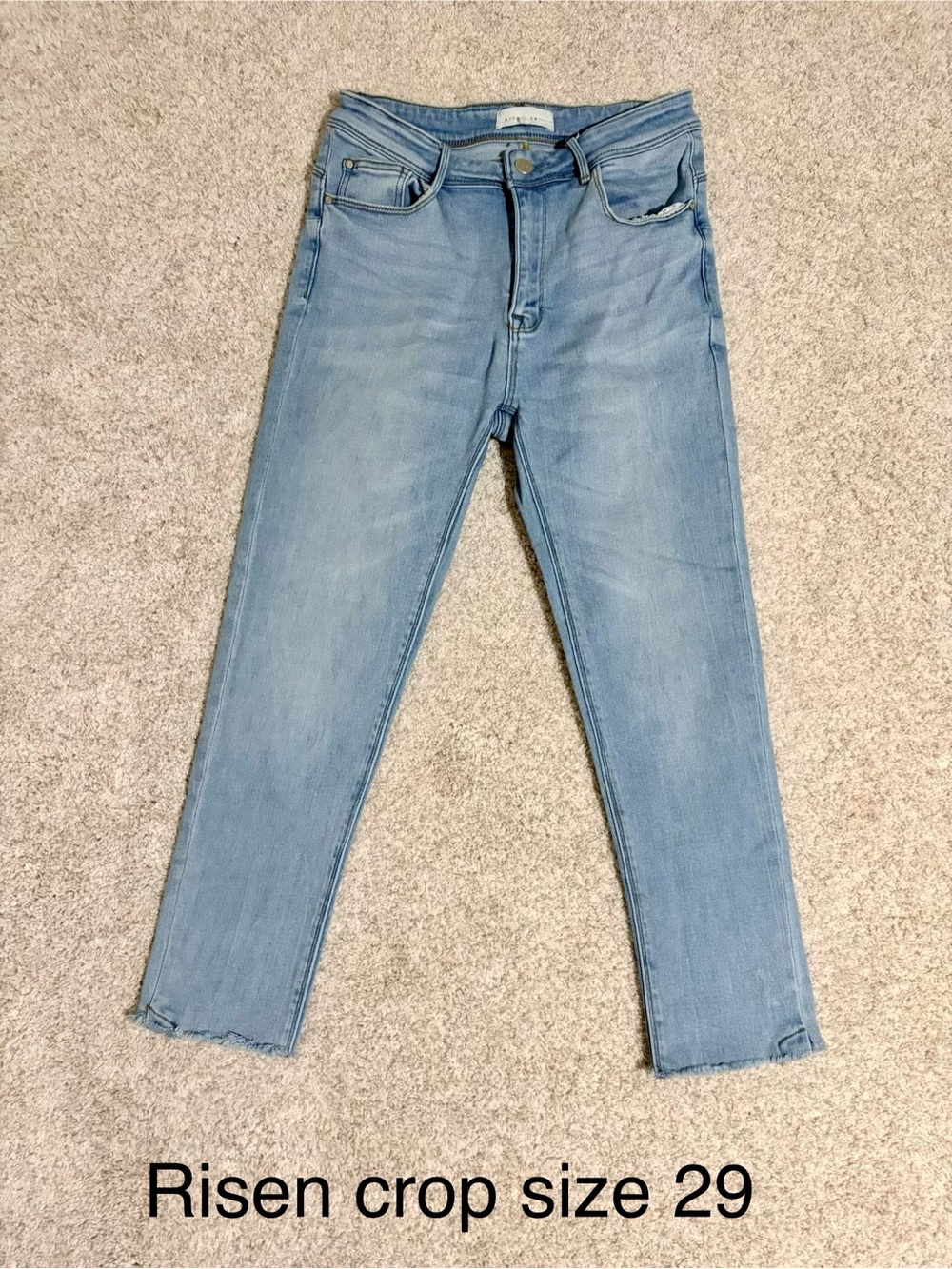 Risen High Rise Light Wash Cropped Skinny Jeans Size 29